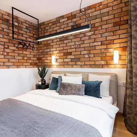 Stylowy Apartament Nad Odra Wroclaw Ngoại thất bức ảnh