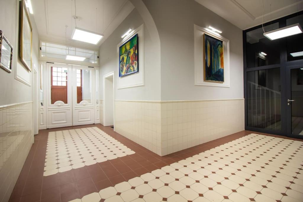 Stylowy Apartament Nad Odra Wroclaw Ngoại thất bức ảnh
