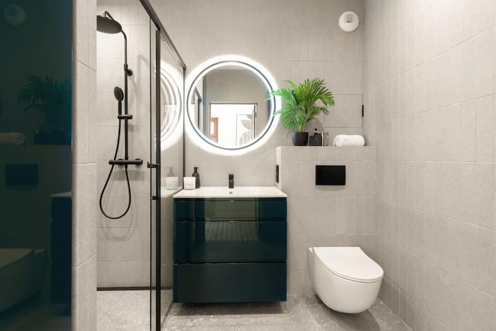 Stylowy Apartament Nad Odra Wroclaw Ngoại thất bức ảnh