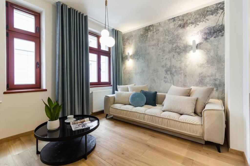 Stylowy Apartament Nad Odra Wroclaw Ngoại thất bức ảnh